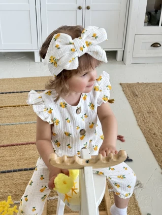 Комбинезон из муслина *Желтый цветочек* + панама с бантиком