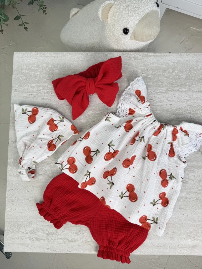 Комплект из муслина * Вишенька*