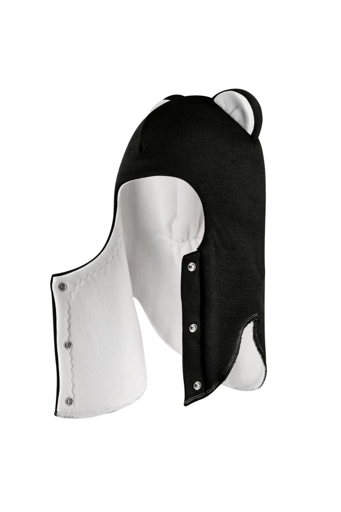 Зимова шапочка-шолом Corona.hm "Міс Левиця"  із кнопками  чорний