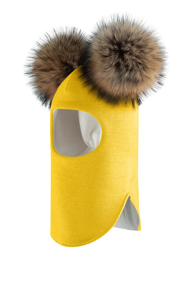 Зимняя шапочка-шлем Corona.hm "Карамелька" солнце с 2 натуральными помпонами енот