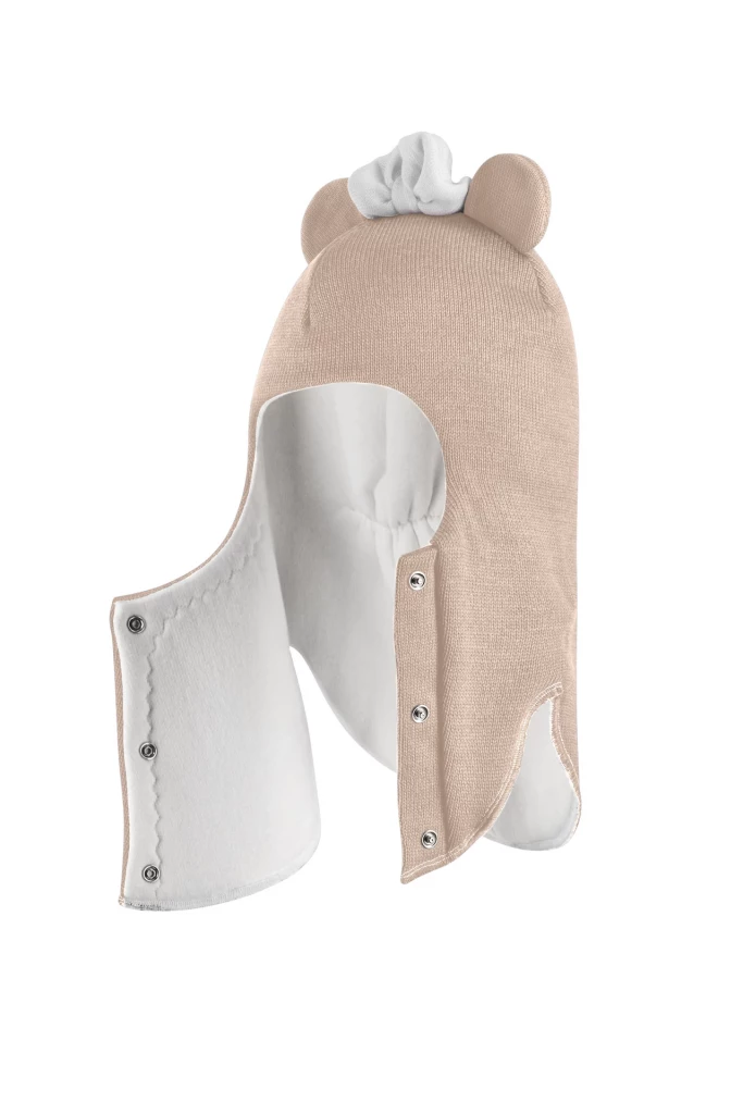 Зимняя шапочка шлем Corona.hm "Мисс Минни" на кнопочках беж золотой