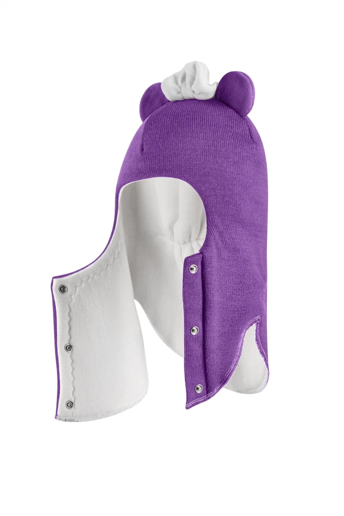 Зимняя шапочка шлем Corona.hm "Мисс Минни" на кнопочках фиалка