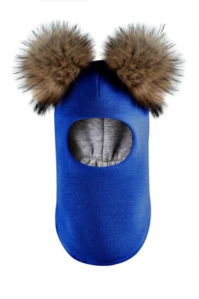 Зимняя шапочка-шлем Corona.hm "Карамелька" электрик с 2 натуральными помпонами енот